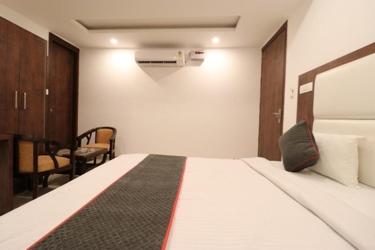 Hotel Tark Inn Near Igi Airport Nueva Delhi Exterior foto